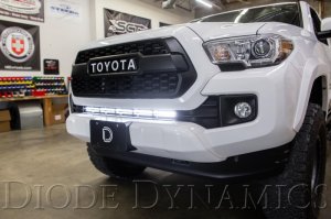 Toyota Tacoma LED Light Bar Kit - Lower Grille - Diode Dynamics - SS30 Stealth - White - `16-`23
